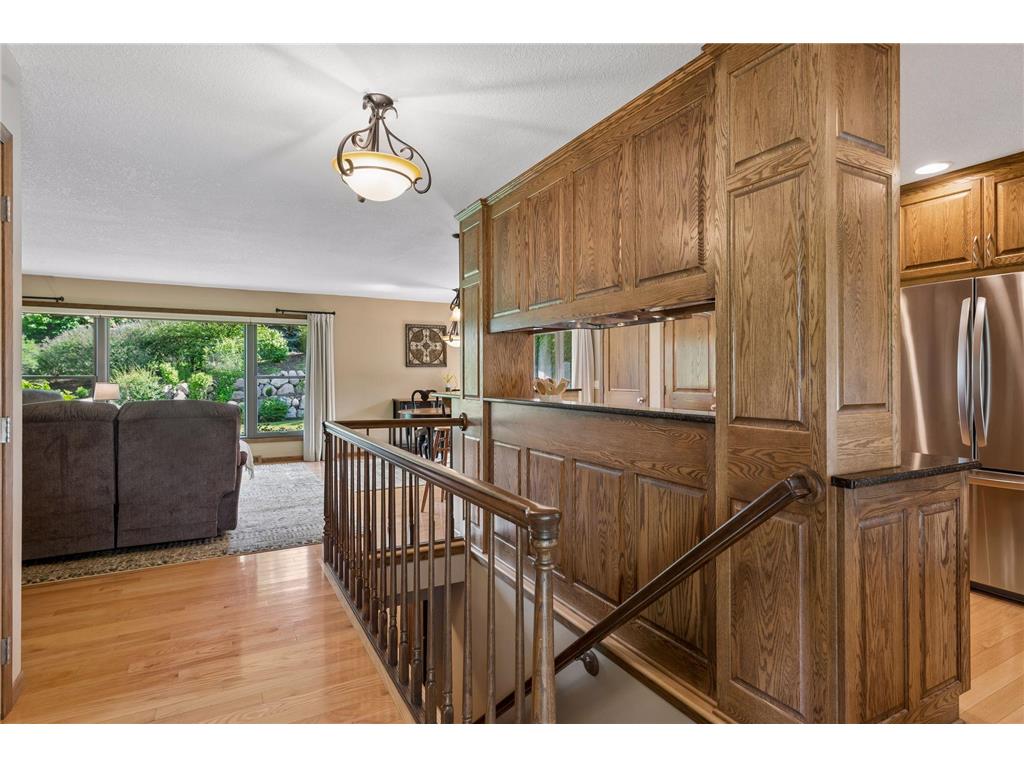 108 Knoll Circle E Burnsville MN 55337 7097303 image8
