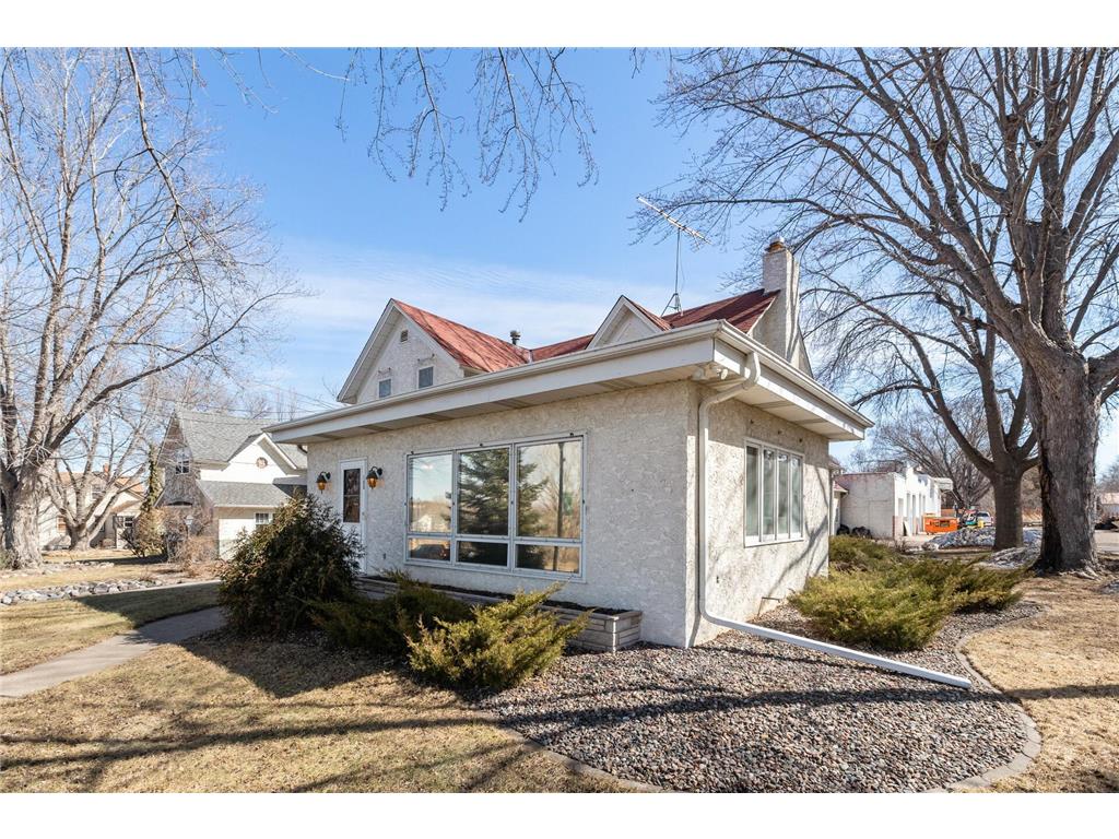 108 Main Street N, Saint Michael, MN, 55376 MLS 6255855 Edina Realty