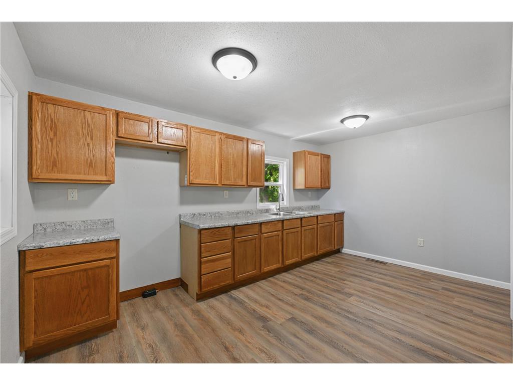 108 Maple Street Jackson MN 56143 7018312 image2
