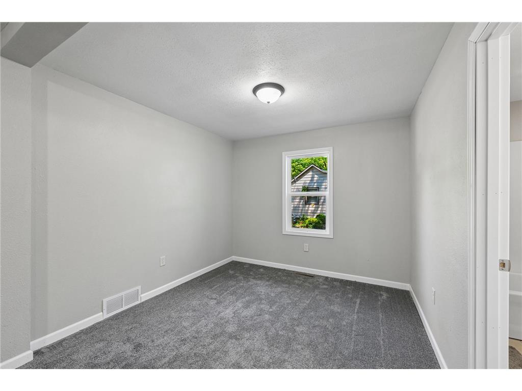108 Maple Street Jackson MN 56143 7018312 image9