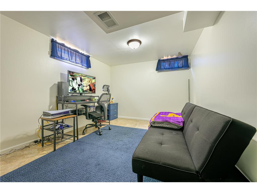 108 Mark Drive NE Hutchinson MN 55350 7021123 image20