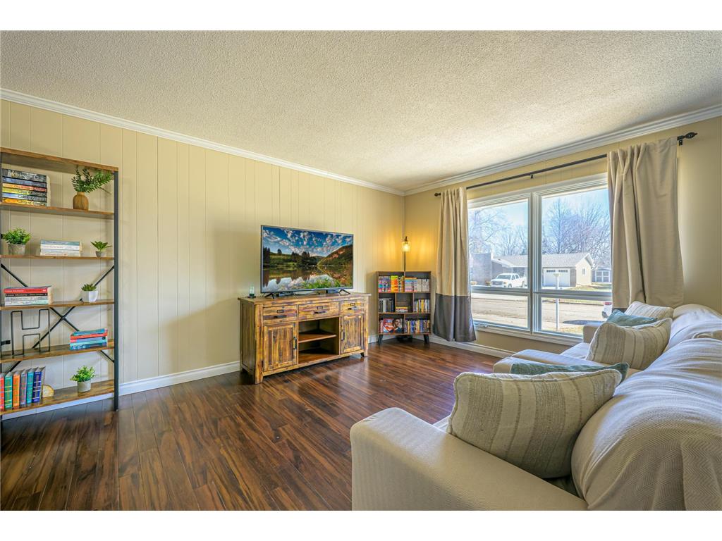 108 Mark Drive NE Hutchinson MN 55350 7021123 image3