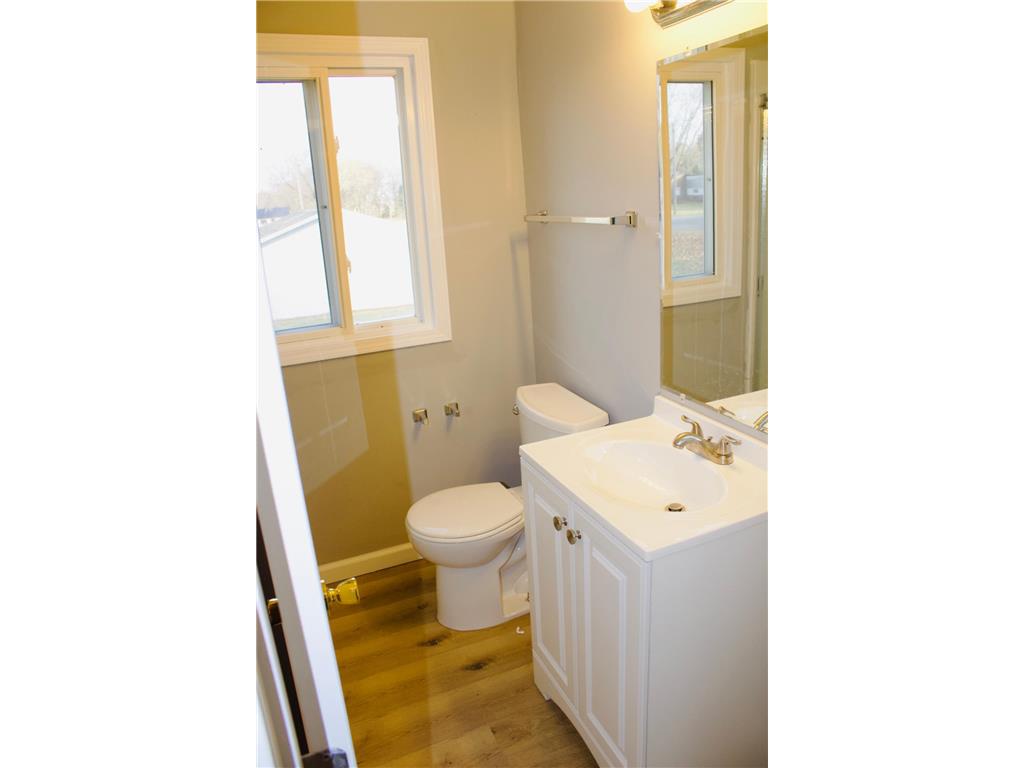 108 N Secor Street Bricelyn MN 56014 6817337 image9