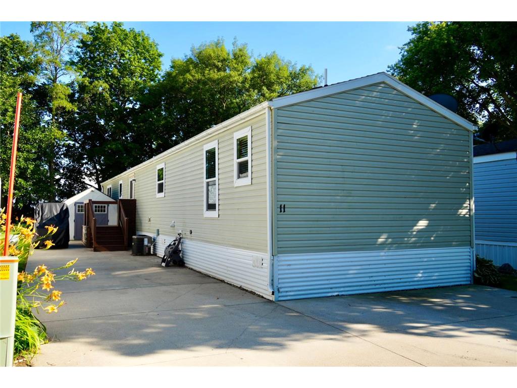 108 S 1st St. #11 Elysian MN 56028 - Elysian Lake 7105033 image2