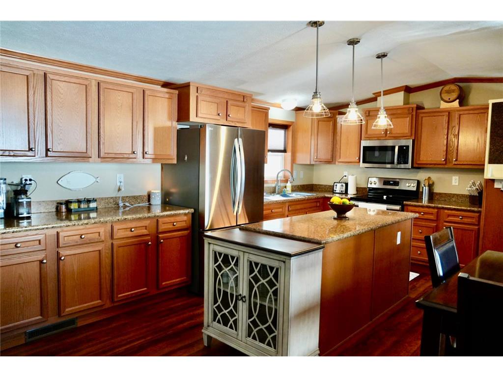 108 S 1st St. #11 Elysian MN 56028 - Elysian Lake 7105033 image7