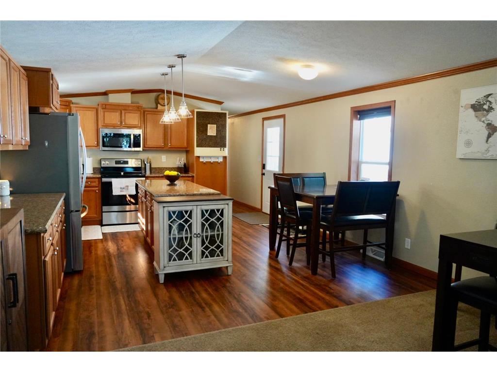 108 S 1st St. #11 Elysian MN 56028 - Elysian Lake 7105033 image8