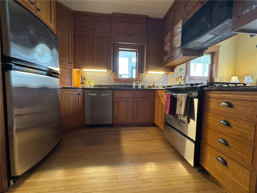  Olivia MN 56277 7048725 image17