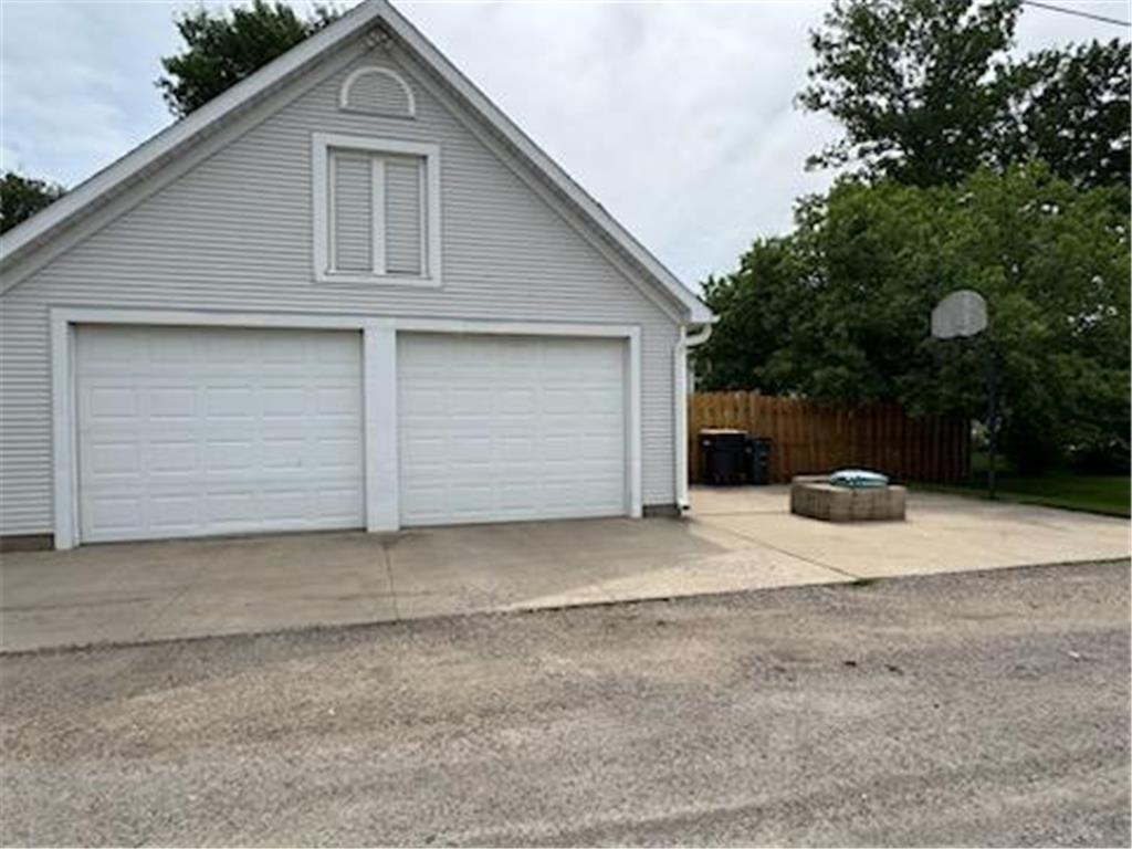  Olivia MN 56277 7048725 image8