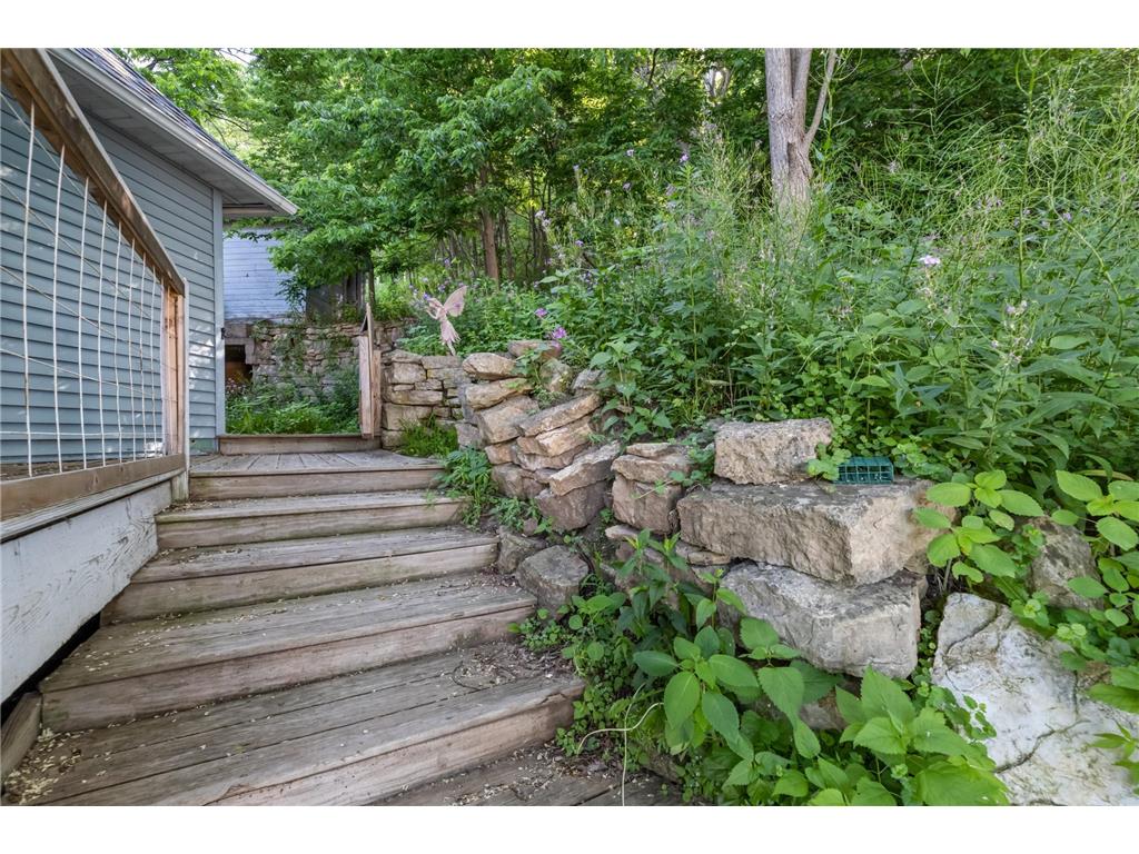 108 S Hill Street Fountain City WI 54629 7086506 image22