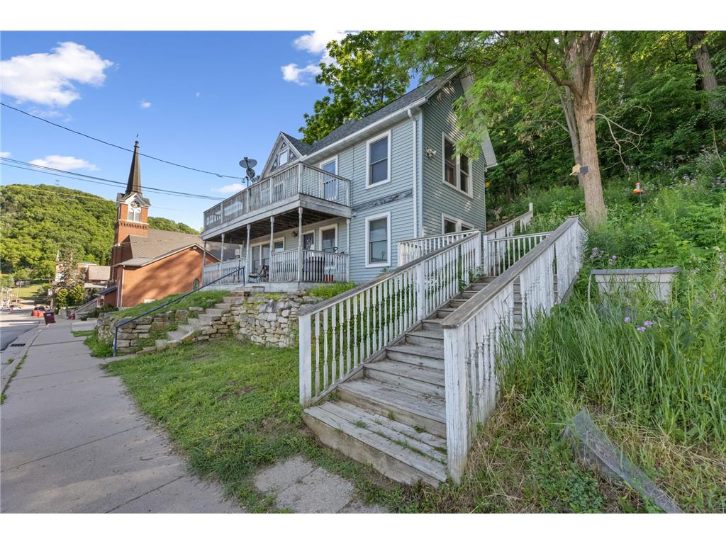 108 S Hill Street Fountain City WI 54629 7086506 image24