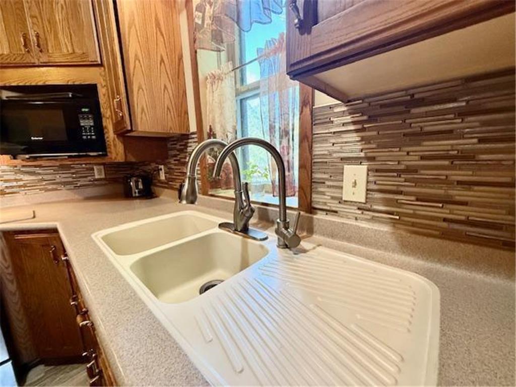 108 W 4th Street Redwood Falls MN 56283 7047845 image35