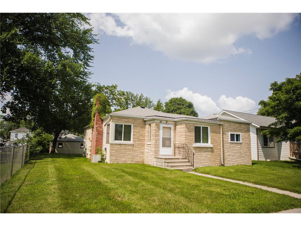 108 W 6th Street Morris MN 56267 6573987 image1