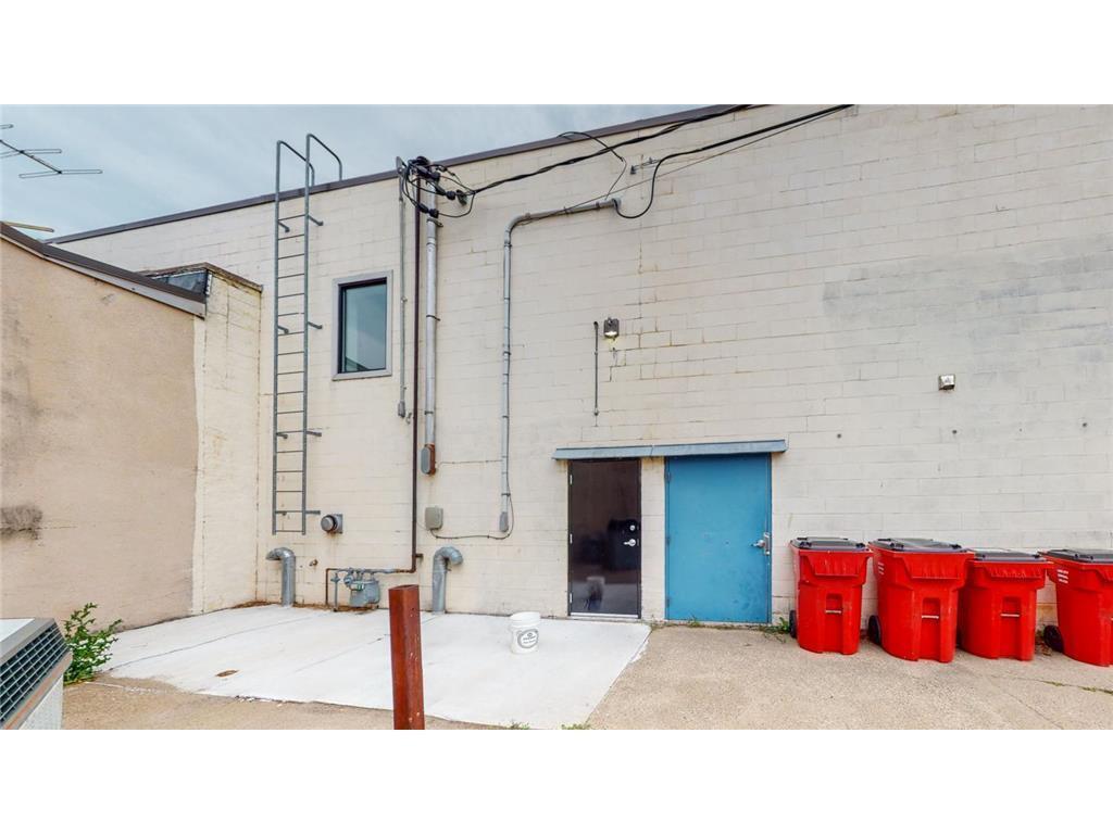 108 W Center Street Lake City MN 55041 7052965 image25