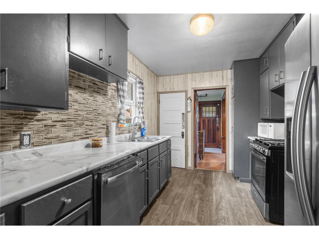 1080 Cook Avenue E Saint Paul MN 55106 7097658 image12