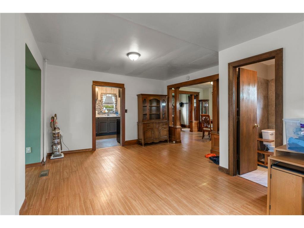 1080 Cook Avenue E Saint Paul MN 55106 7097658 image18