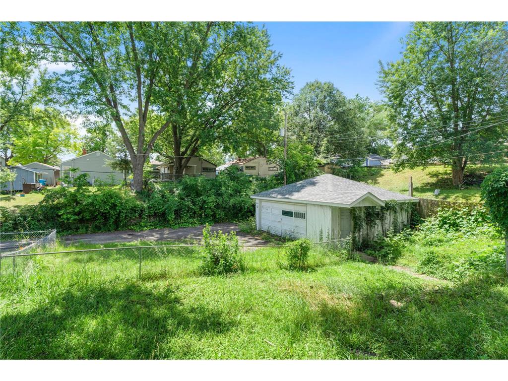 1080 Cook Avenue E Saint Paul MN 55106 7097658 image33