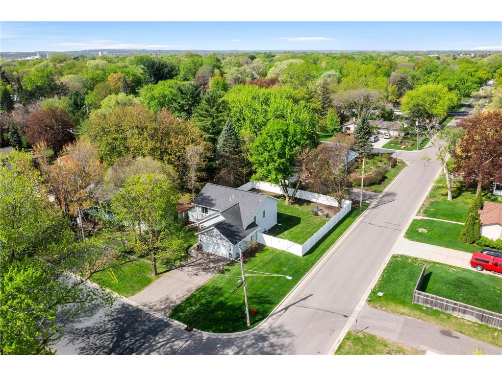 10800 Harrison Avenue S Bloomington MN 55437 7068015 image2