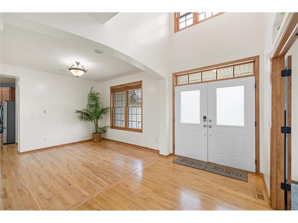 10803 Hawthorn Trail Woodbury MN 55129 7052301 image10