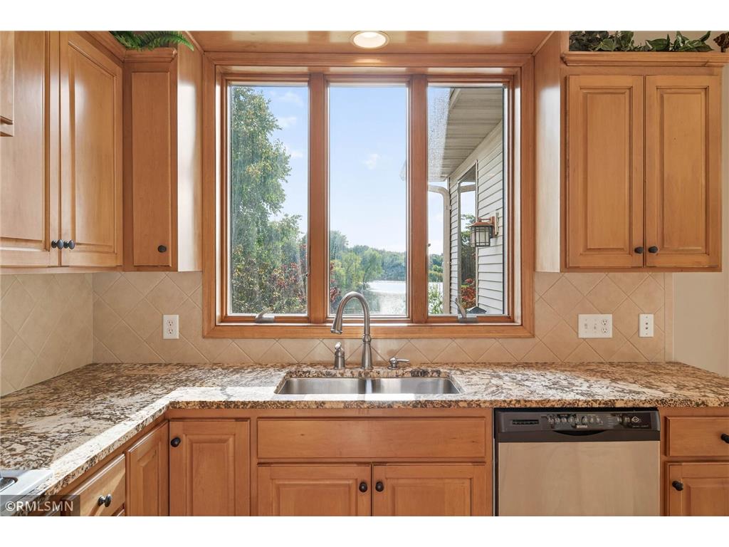 10803 Jersey Drive N Brooklyn Park MN 55445 6802477 image17