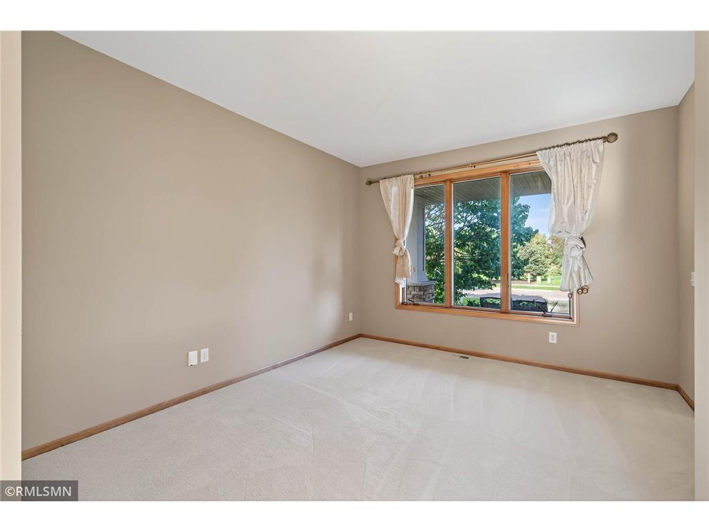 10803 Jersey Drive N Brooklyn Park MN 55445 6802477 image24