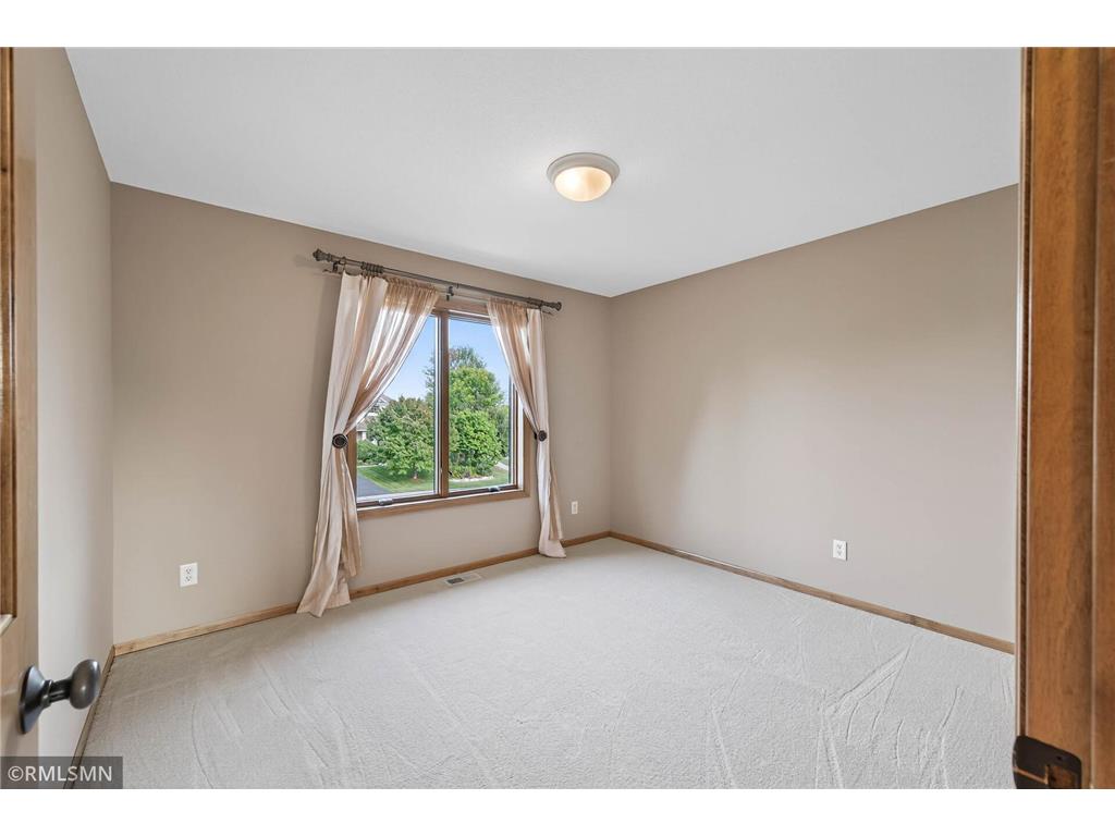 10803 Jersey Drive N Brooklyn Park MN 55445 6802477 image32