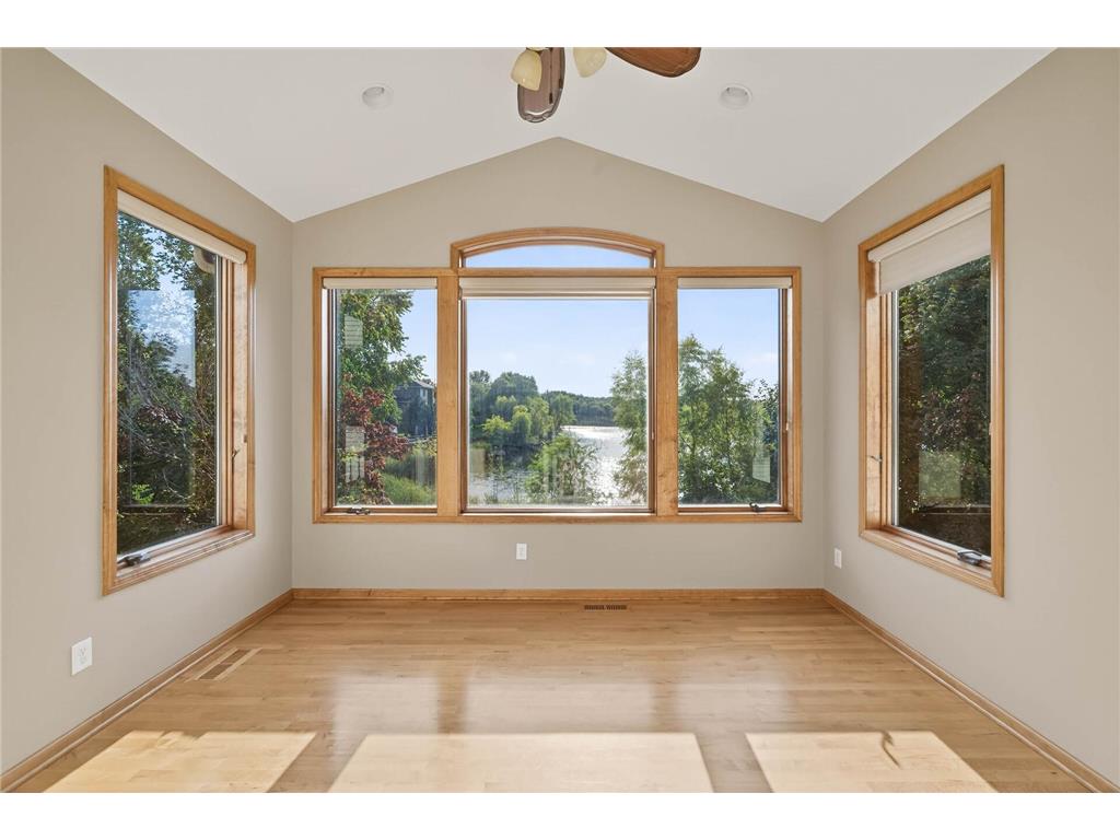 10803 Jersey Drive N Brooklyn Park MN 55445 7040707 image14