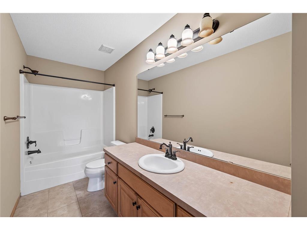 10803 Jersey Drive N Brooklyn Park MN 55445 7040707 image26