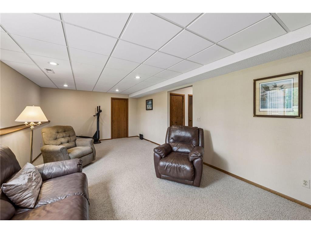 10805 99th Place N Maple Grove MN 55369 7079490 image20