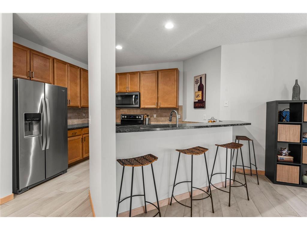 10806 S Shore Drive #103 Plymouth MN 55441 7033025 image14