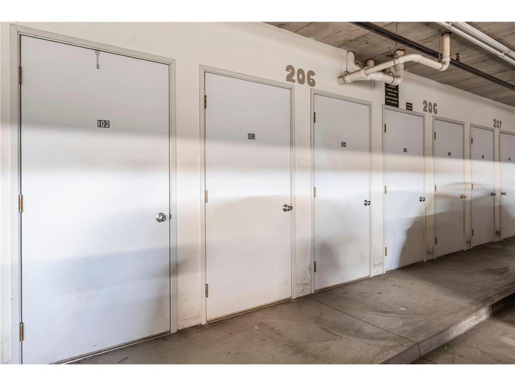 10806 S Shore Drive #103 Plymouth MN 55441 7033025 image26