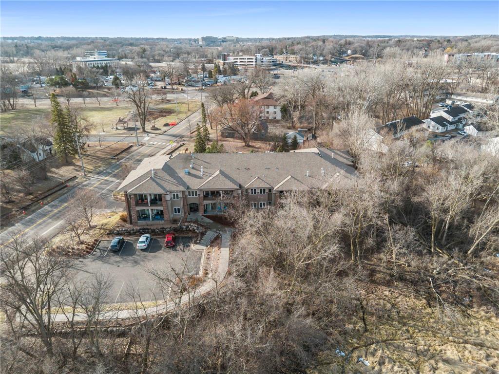 10806 S Shore Drive #103 Plymouth MN 55441 7033025 image29