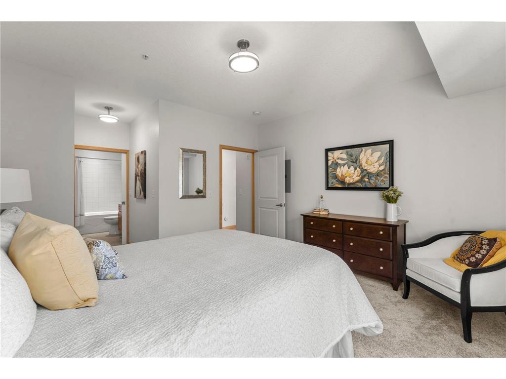 10806 S Shore Drive #103 Plymouth MN 55441 7080578 image22