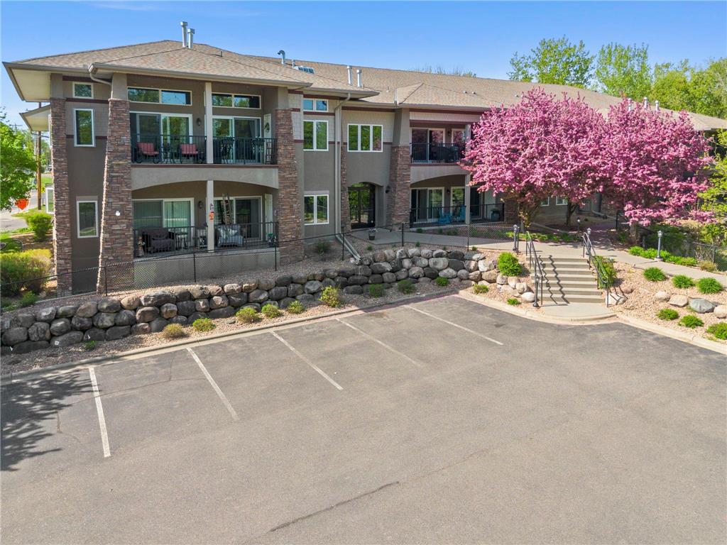 10806 S Shore Drive #103 Plymouth MN 55441 7080578 image5