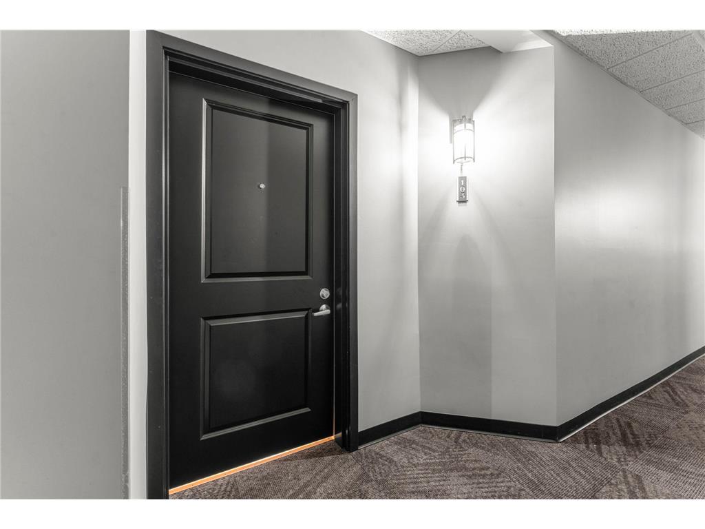 10806 S Shore Drive #103 Plymouth MN 55441 7080578 image9