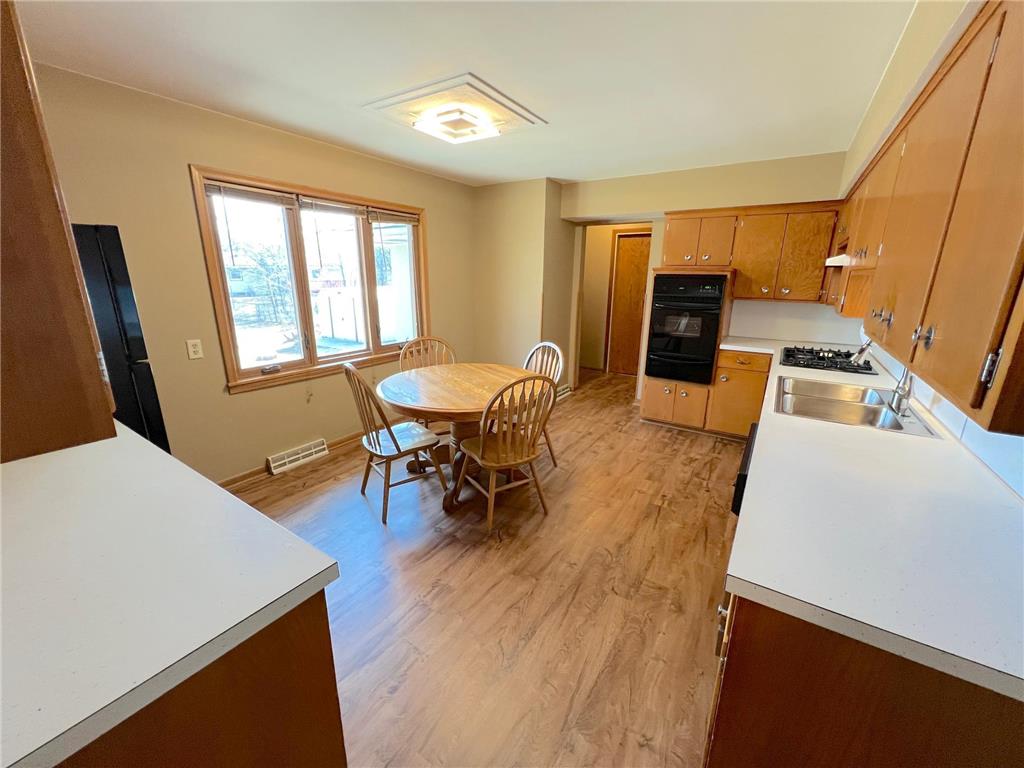 10809 Abbott Avenue S Bloomington MN 55431 7034639 image10