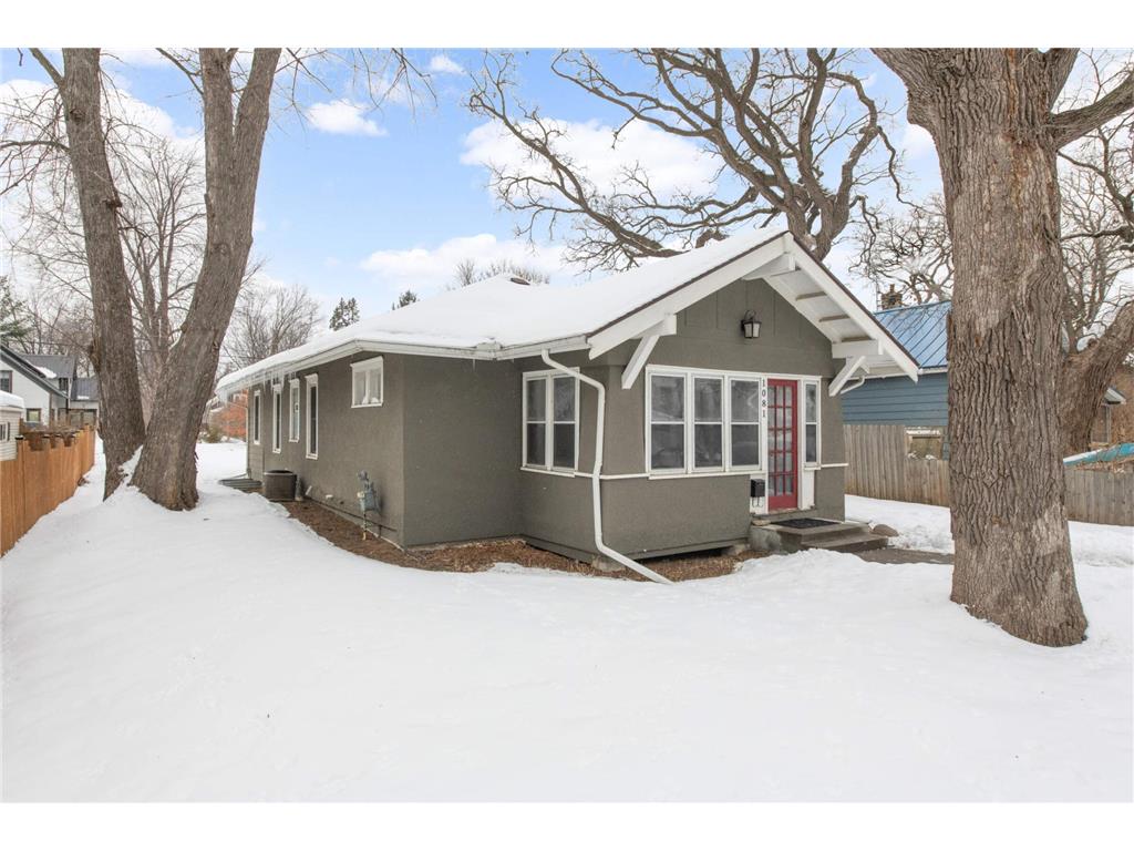 1081 Burgess Street Saint Paul MN 55103 6324116 image1