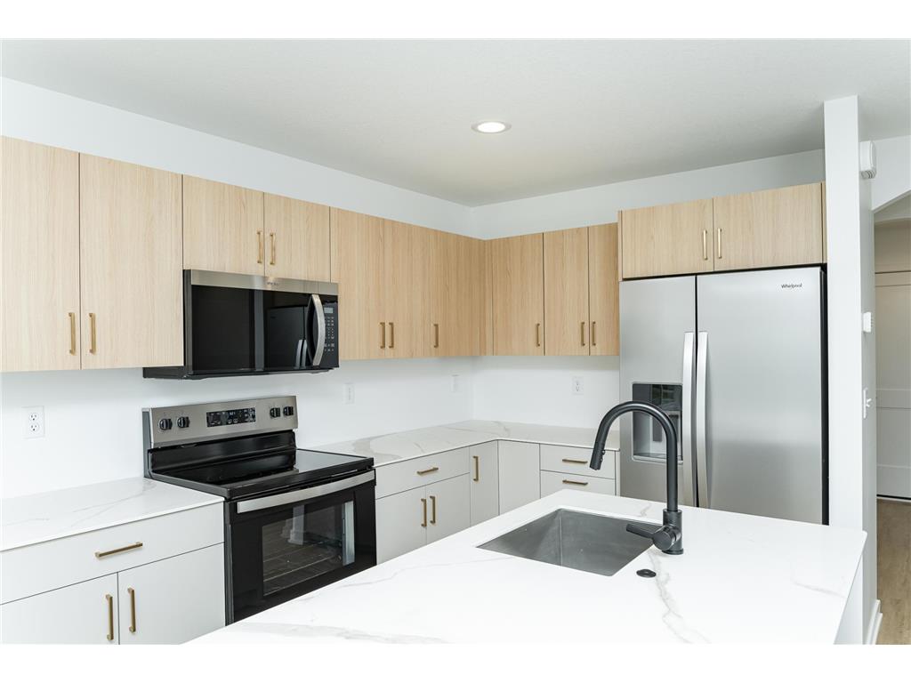 1081 Century Village Lane NE Rochester MN 55906 6807819 image6