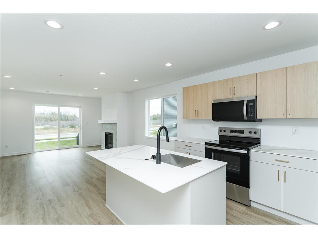 1081 Century Village Lane NE Rochester MN 55906 6807819 image8