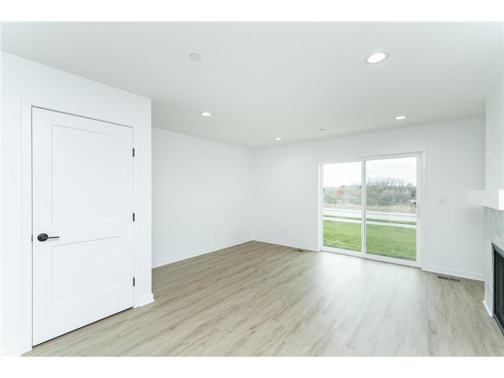 1081 Century Village Lane NE Rochester MN 55906 6807819 image9