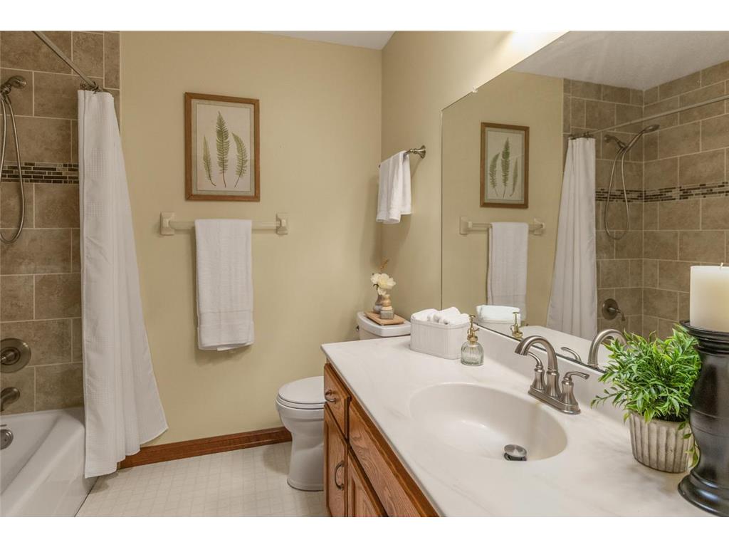 1081 Gilbert Court Stillwater MN 55082 7041815 image18