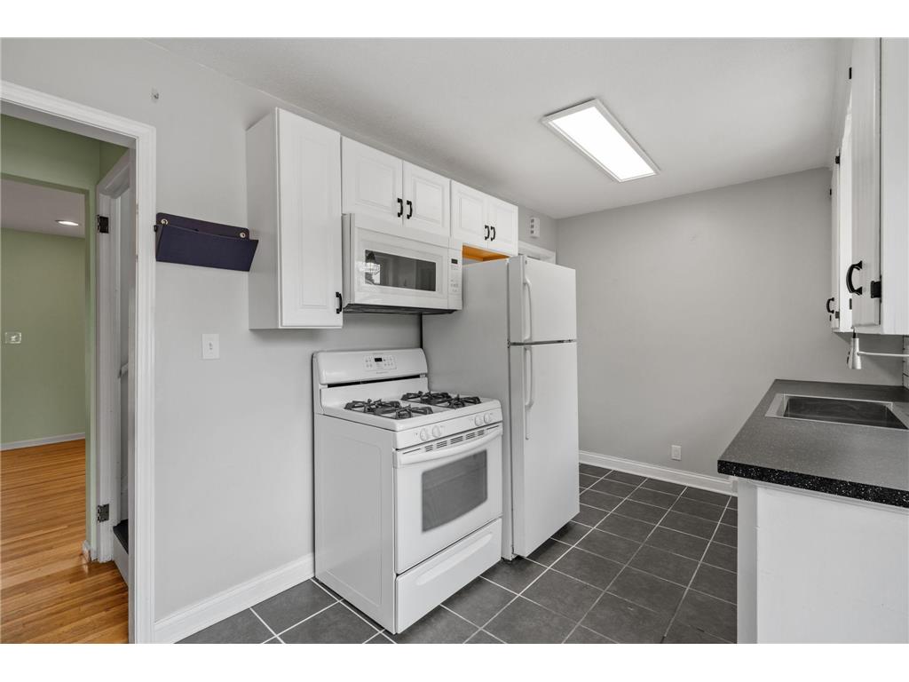 1081 Saint Paul Avenue Saint Paul MN 55116 7105737 image11