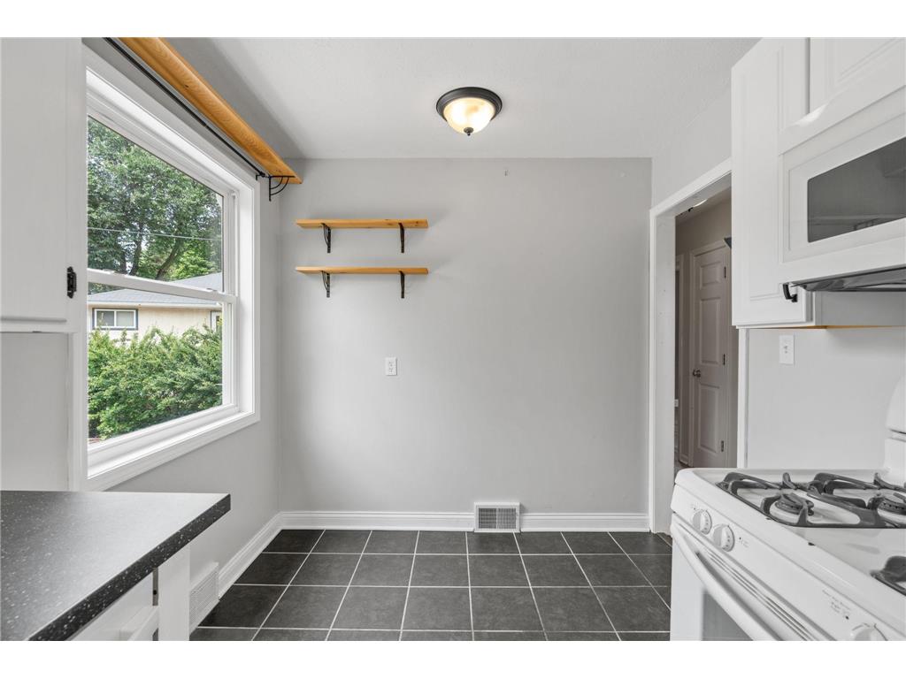1081 Saint Paul Avenue Saint Paul MN 55116 7105737 image12