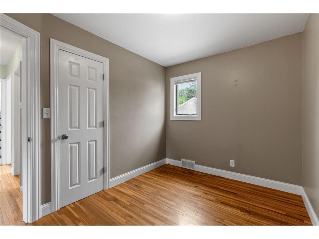 1081 Saint Paul Avenue Saint Paul MN 55116 7105737 image15