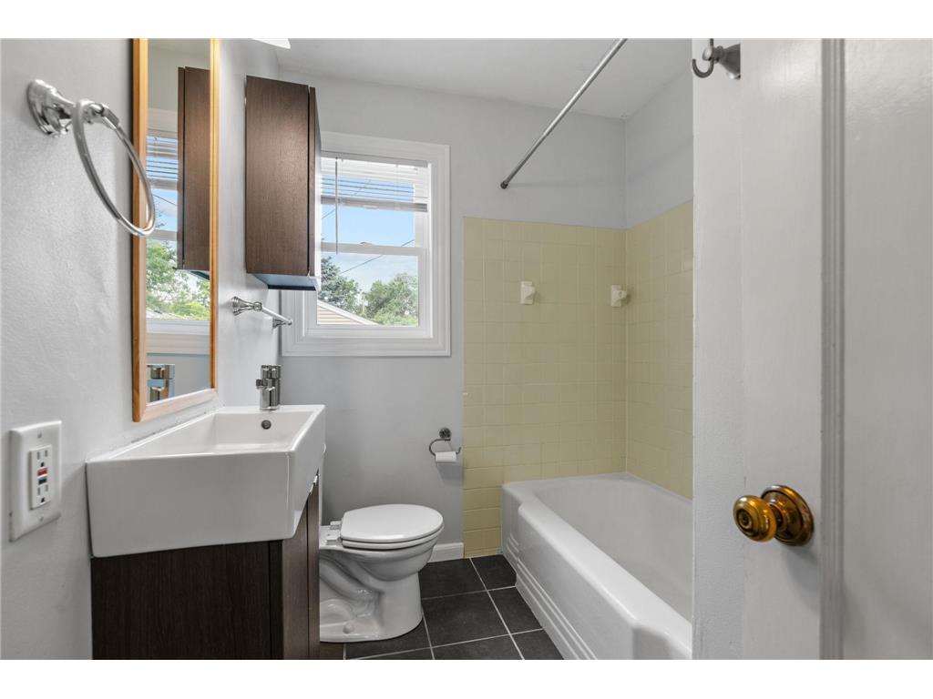1081 Saint Paul Avenue Saint Paul MN 55116 7105737 image16