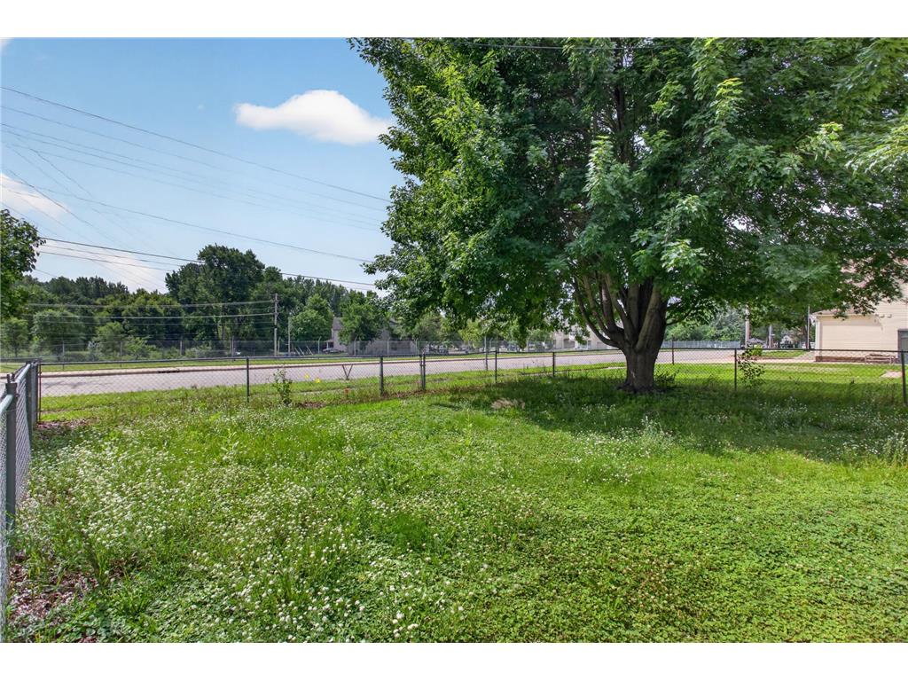 1081 Zemble Street Chaska MN 55318 7098431 image18