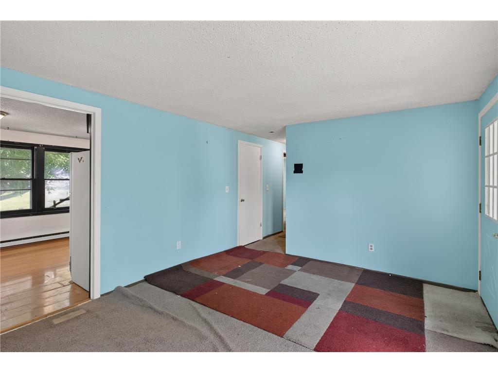 1081 Zemble Street Chaska MN 55318 7098431 image4