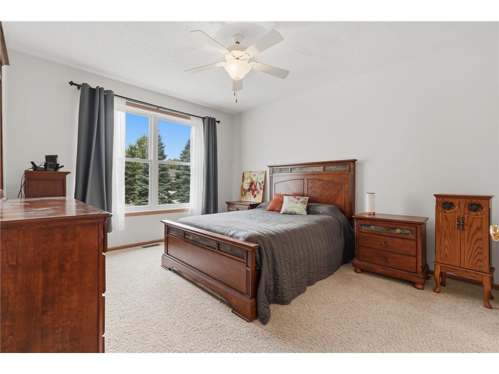 10812 Thone Circle Woodbury MN 55129 7096519 image19