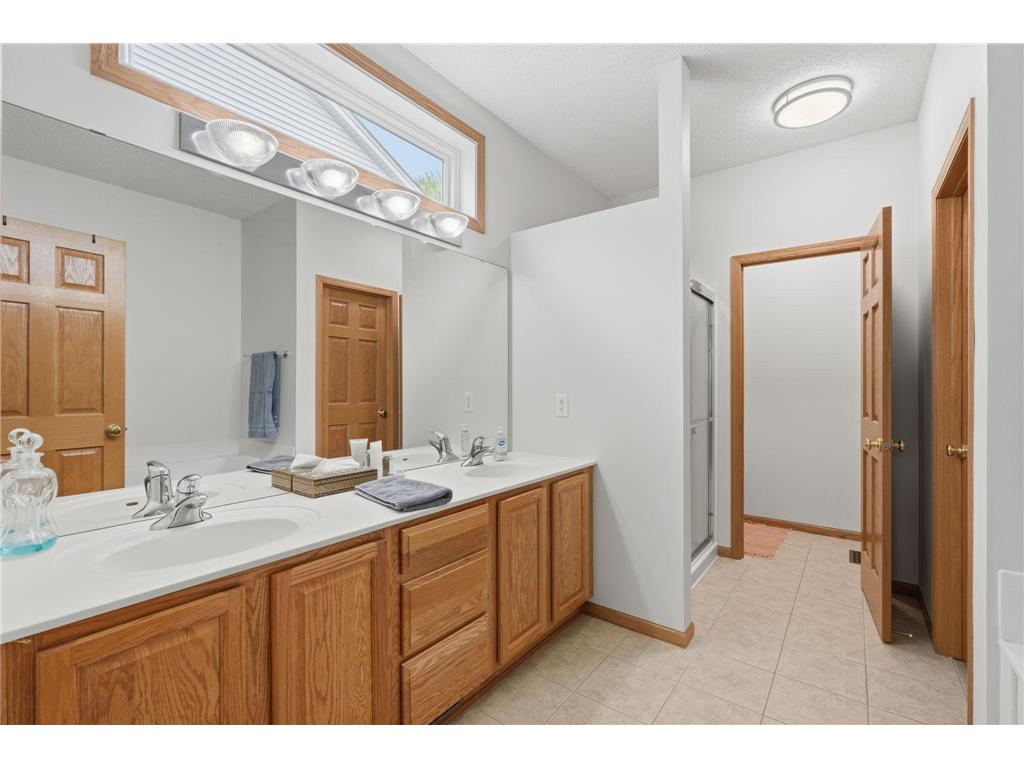 10812 Thone Circle Woodbury MN 55129 7096519 image21