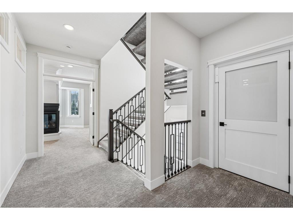 10814 Falling Water Lane #D Woodbury MN 55129 7003929 image18