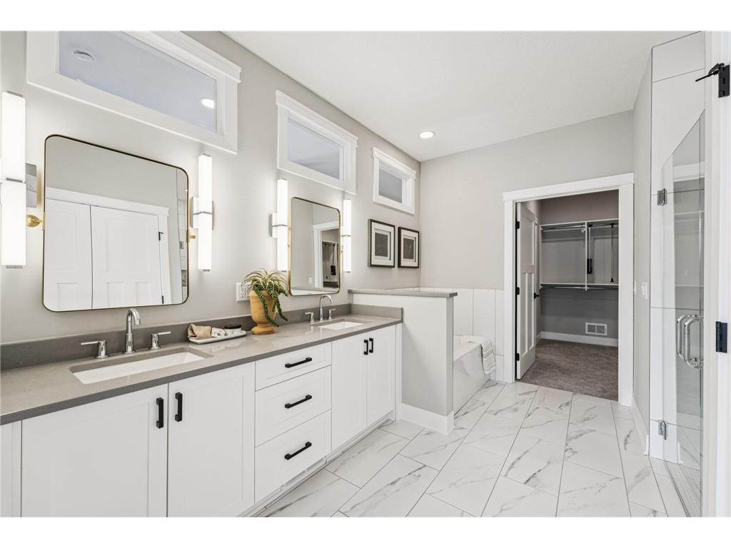 10814 Falling Water Lane #D Woodbury MN 55129 7003929 image24